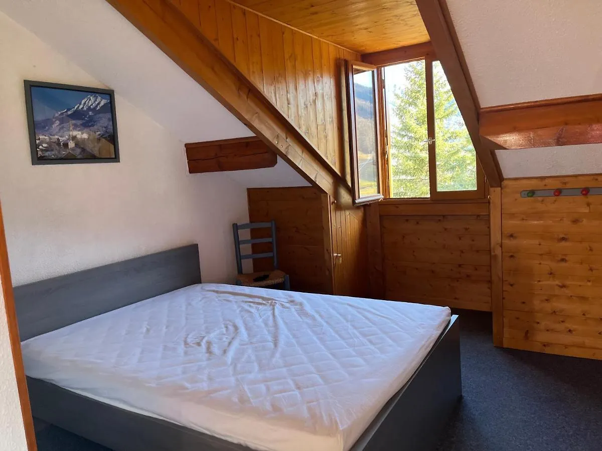 L'Ecureuil St Leger Les Melezes Apartment Saint-Leger-les-Melezes